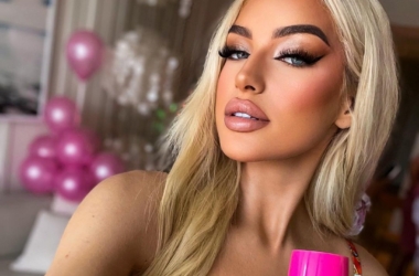 Caroline Derpieński IG: @carolinederpienski