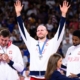 Polscy siatkarze jako laureaci srebrnego medalu olimpijskiego